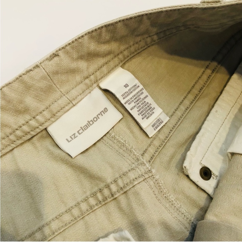 Liz Claiborne Size 10 Cuffed Shorts - Picture 3 of 6